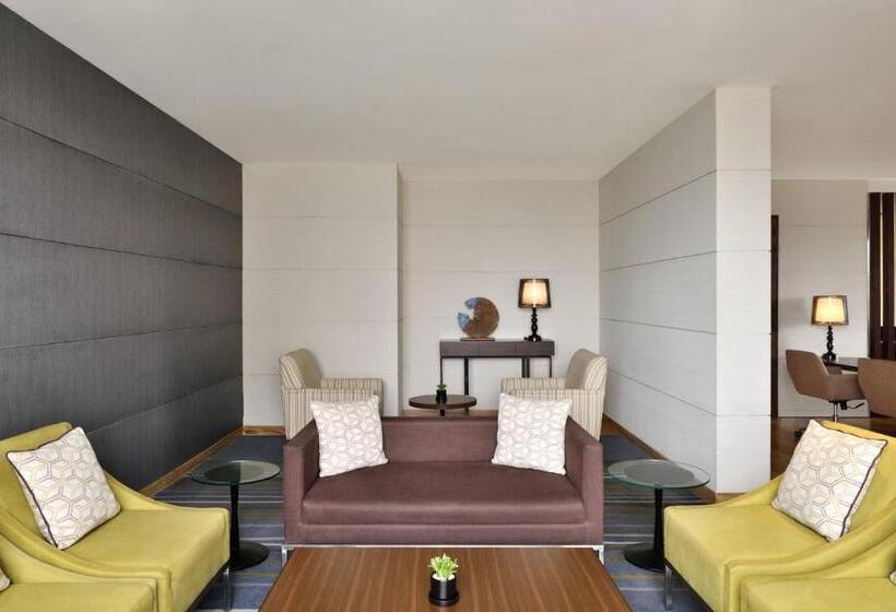 Fotos del hotel Courtyard By Marriott Bengaluru Outer Ring Road:  20