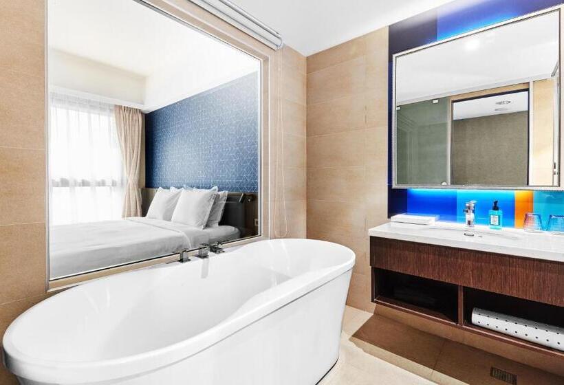 Fotos del hotel Holiday Inn Express Kaohsiung Love River, An Ihg:  6