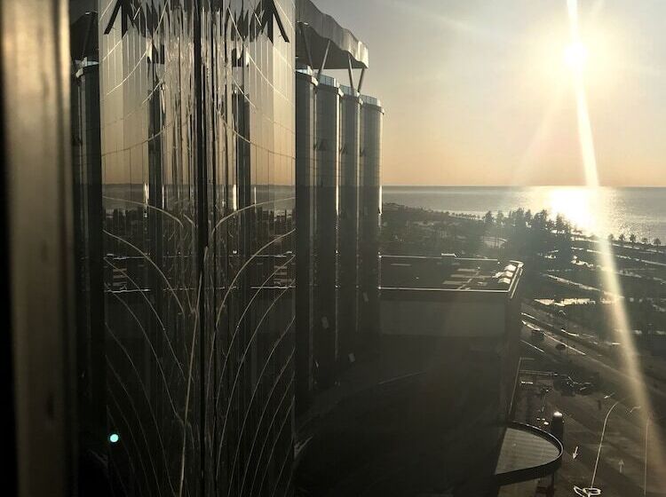 Fotos del hotel Euphoria Batumi Convention & Casino:  9