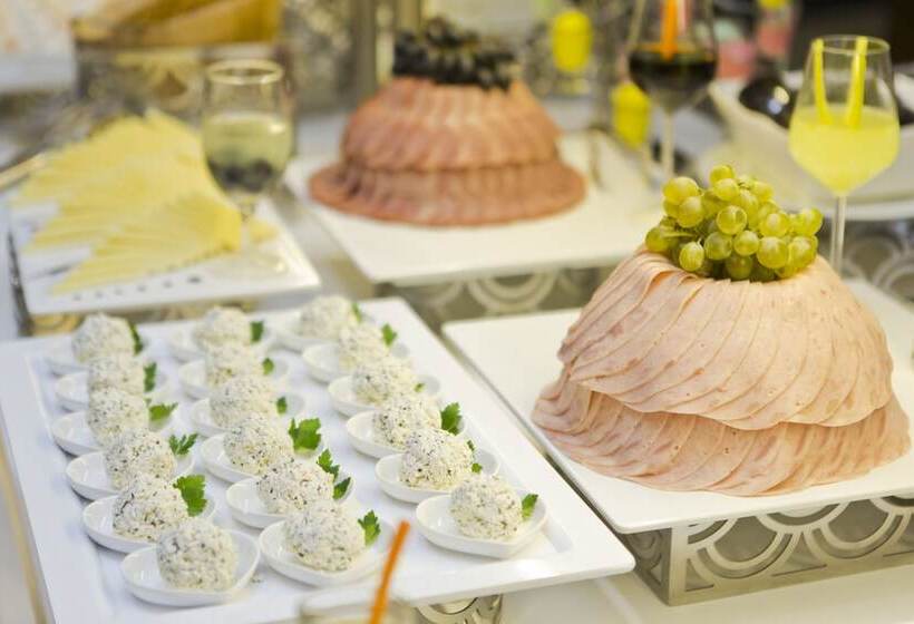 Fotos del hotel Euphoria Batumi Convention & Casino:  6