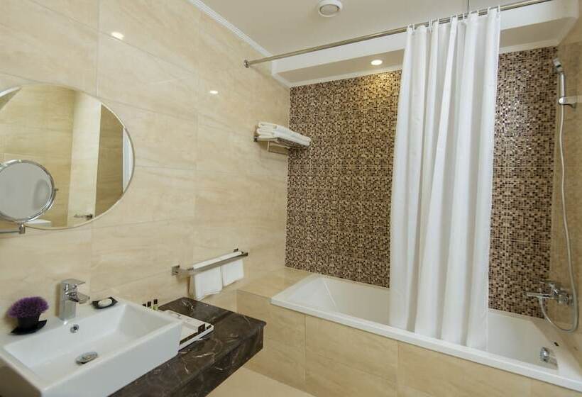 Fotos del hotel Bristol Central Park Hotel:  6