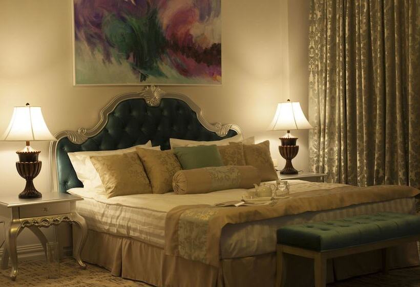 Bristol Central Park Hotel