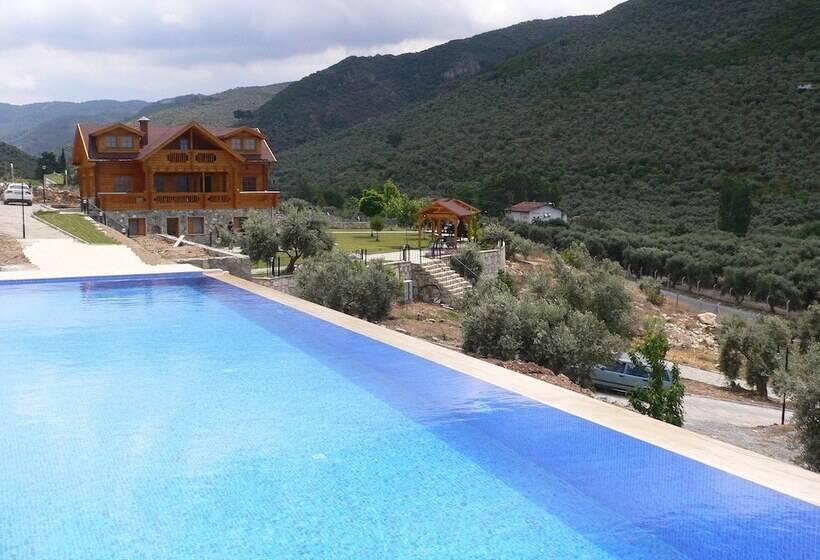 Natureland Efes Pension