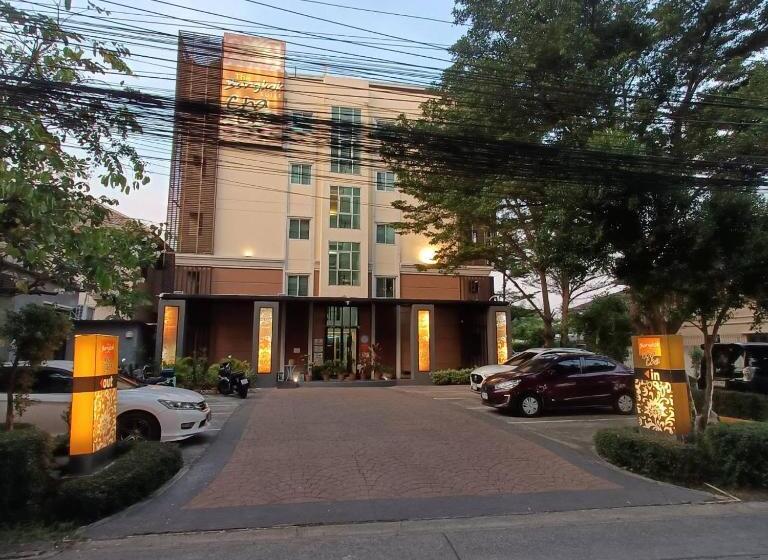 The Bangkok Cha Cha Suite