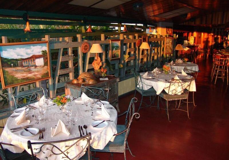 Fotos del hotel La Mansion Inn Arenal:  4