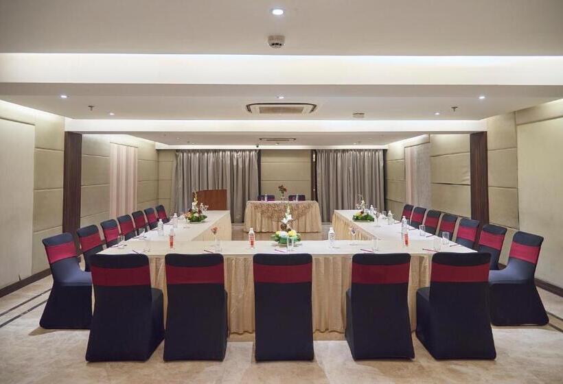 Fotos del hotel The P L Palace Agra:  5