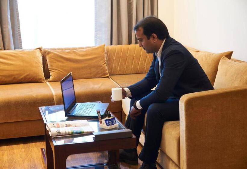 Fotos del hotel The P L Palace Agra:  7