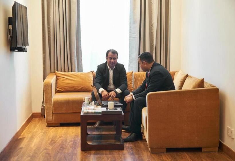 Fotos del hotel The P L Palace Agra:  11