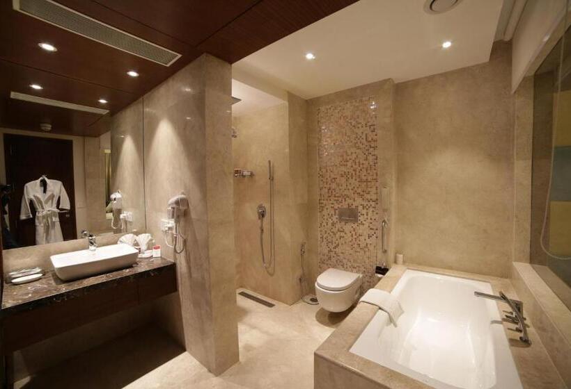 Fotos del hotel The P L Palace Agra:  6