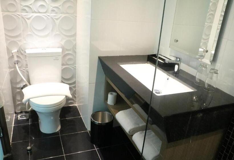 Fotos del hotel Luminor Hotel Pecenongan:  8