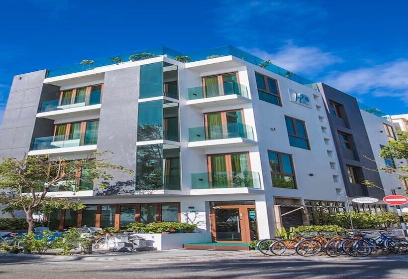 Fotos del hotel H78:  7