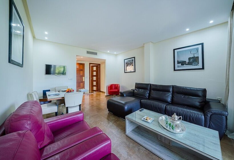 Fotos del hotel Mnar Castle:  11