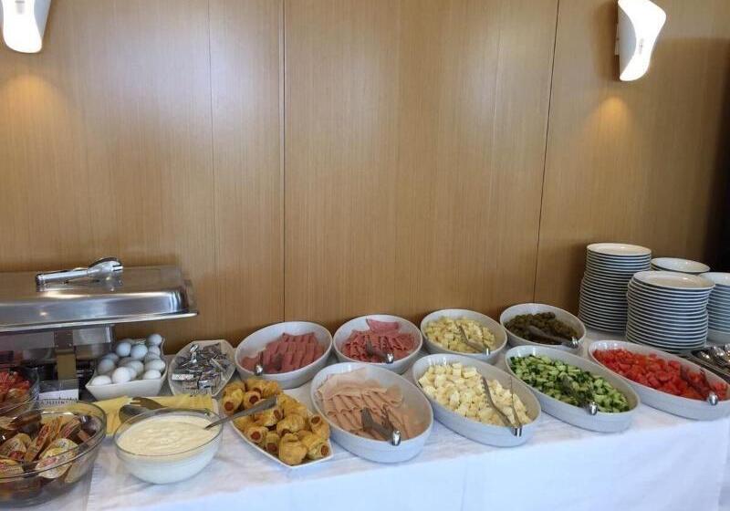 Fotos del hotel Luxury:  14