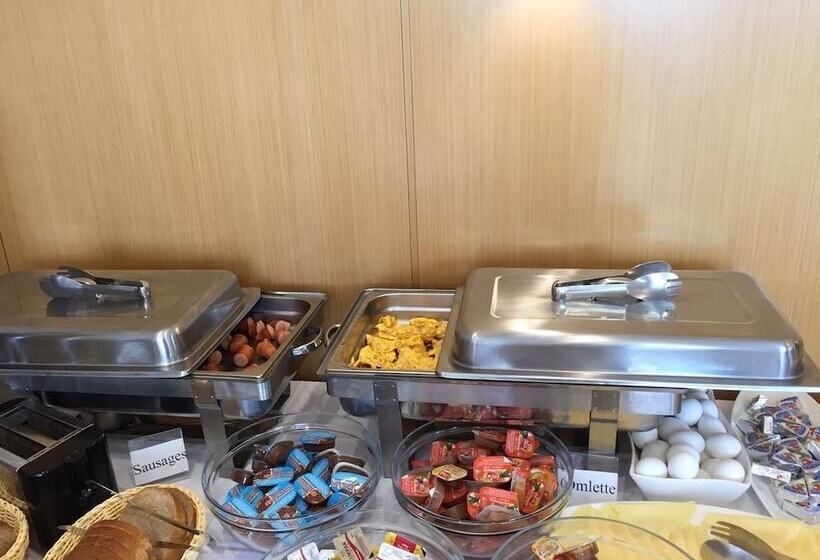 Fotos del hotel Luxury:  24