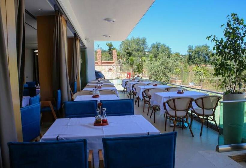 Fotos del hotel Luxury:  10