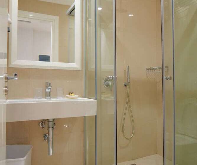 Fotos del hotel Luxury:  15