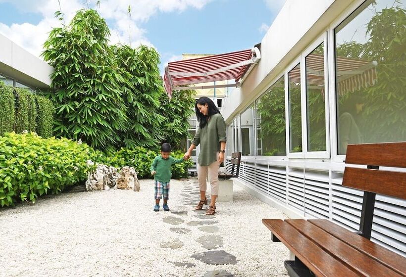 Fotos del hotel Dwijaya House Of Pakubuwono:  19