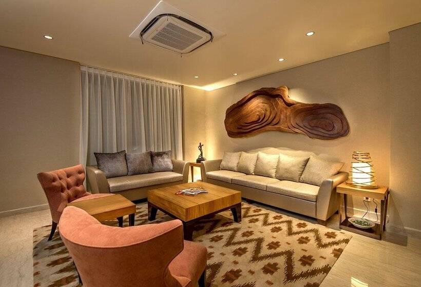 Fotos del hotel Dwijaya House Of Pakubuwono:  21