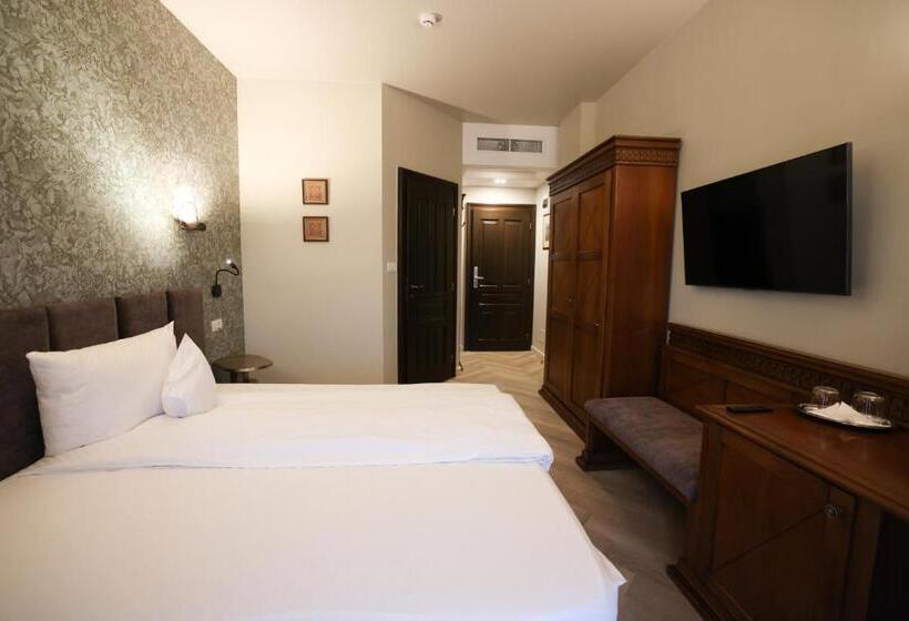 Fotos del hotel Pensiunea Nora:  10