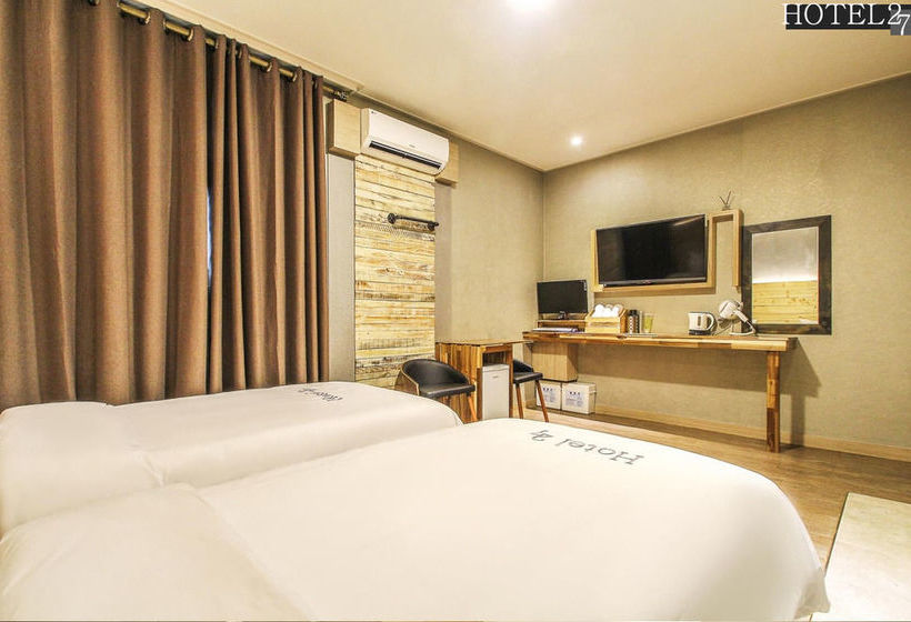 Fotos del hotel 27:  18