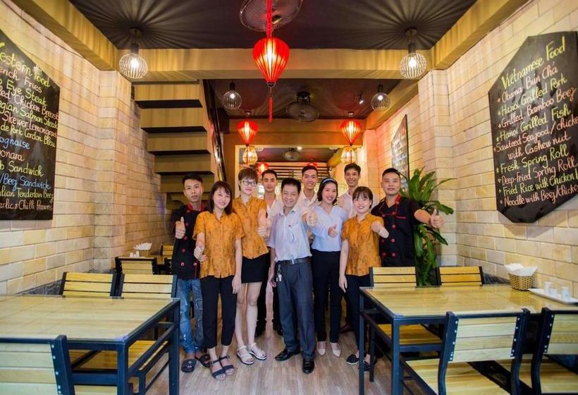 Fotos del hotel Madam Moon:  12