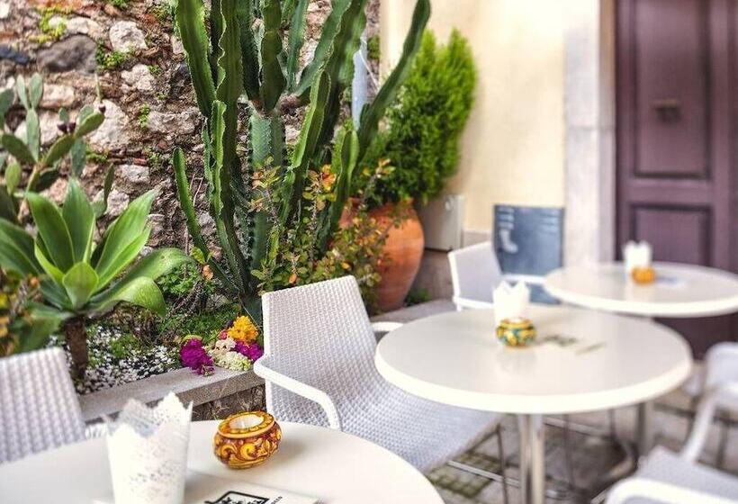 Fotos del hotel Porta Del Tocco Design Rooms:  5