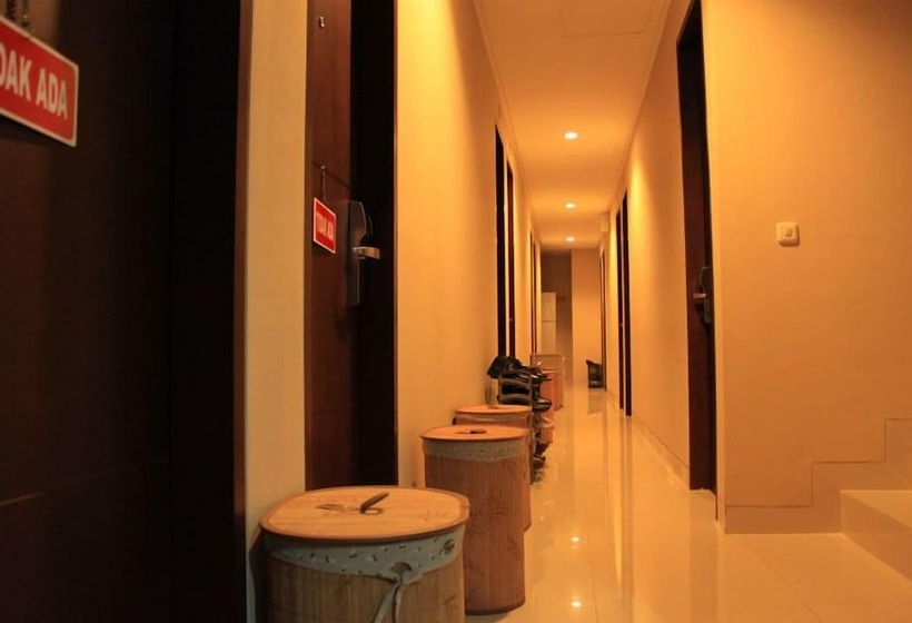 Fotos del hotel Griya Amartha Setiabudi Redpartner:  16