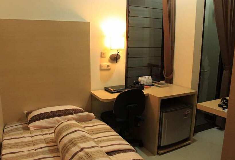 Fotos del hotel Griya Amartha Setiabudi Redpartner:  6