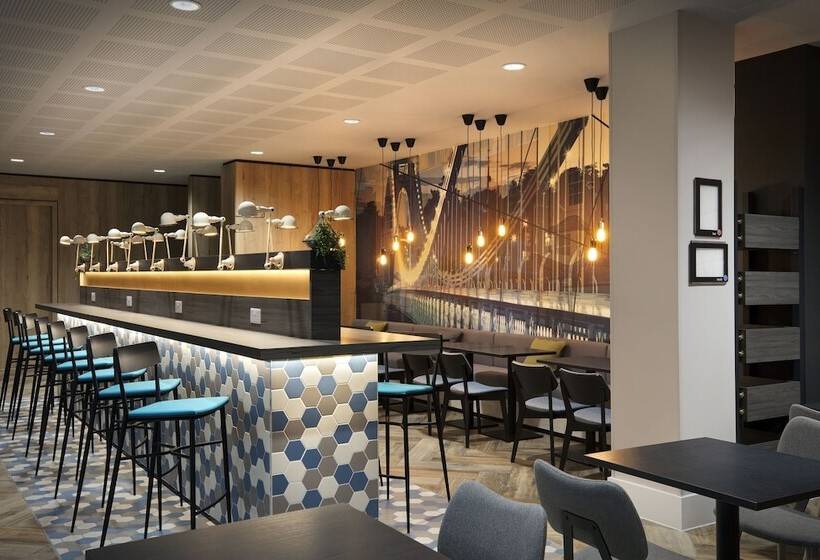 Fotos del hotel Hampton By Hilton Bristol Airport:  15