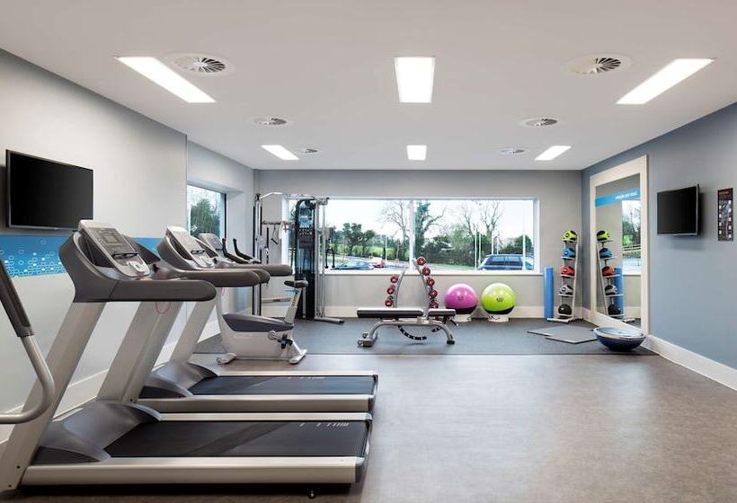 Fotos del hotel Hampton By Hilton Bristol Airport:  3