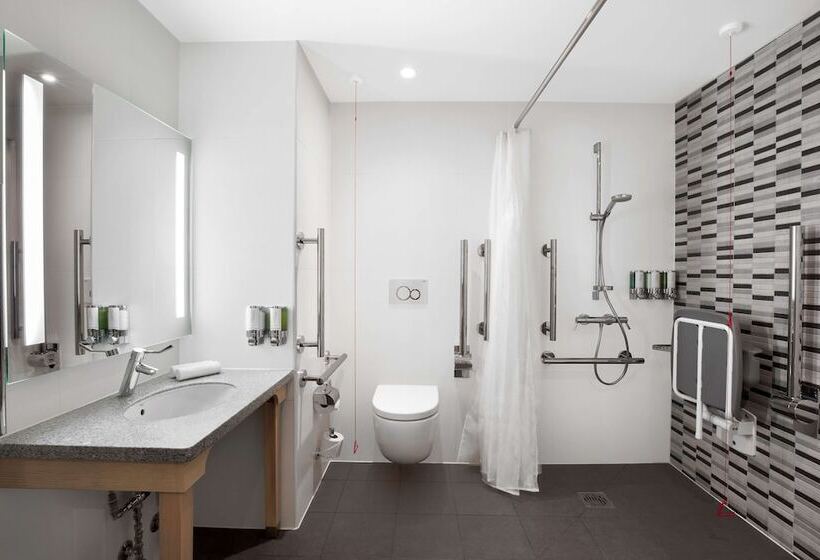 Fotos del hotel Hampton By Hilton Bristol Airport:  12