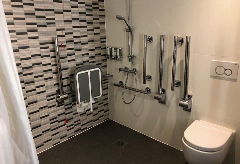 Fotos del hotel Hampton By Hilton Bristol Airport:  16