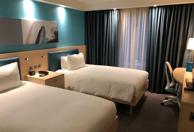 Fotos del hotel Hampton By Hilton Bristol Airport:  14