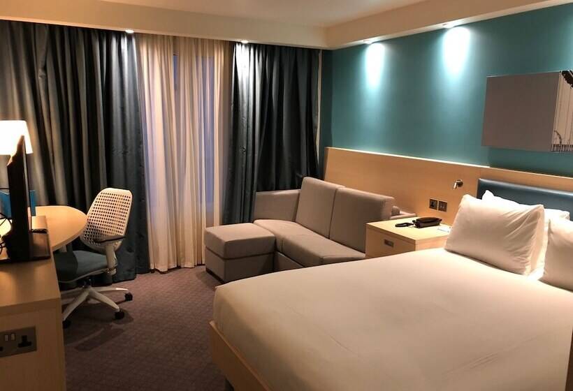 Fotos del hotel Hampton By Hilton Bristol Airport:  10
