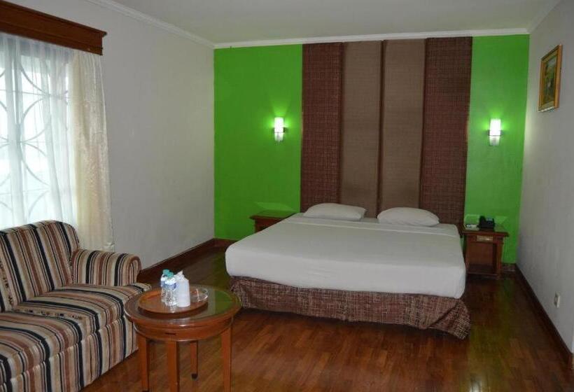 Fotos del hotel Mega Cikini:  8