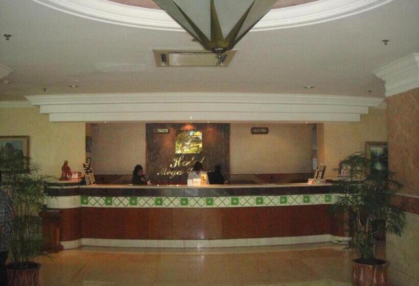 Fotos del hotel Mega Cikini:  9