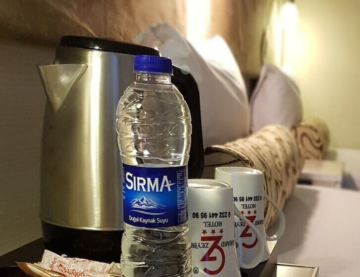 Fotos del hotel Grand Zeybek:  15