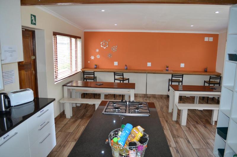 Fotos del hotel A Sunflower Stop Backpackers:  4