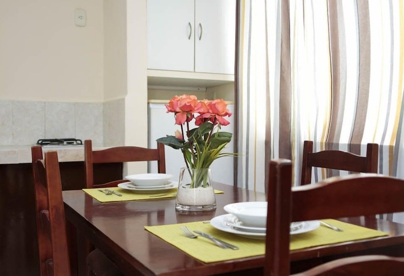 Fotos del hotel Nadet Suites:  3