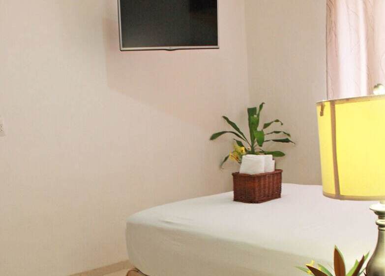 Fotos del hotel Nadet Suites:  14