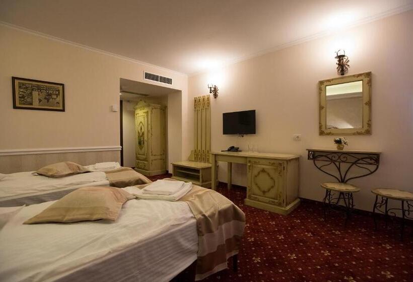 Fotos del hotel Aviator Boutique:  18