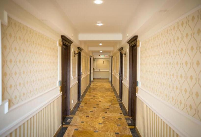 Fotos del hotel Aviator Boutique:  10