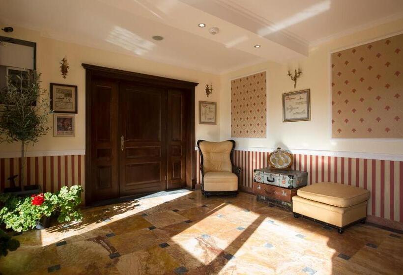 Fotos del hotel Aviator Boutique:  15