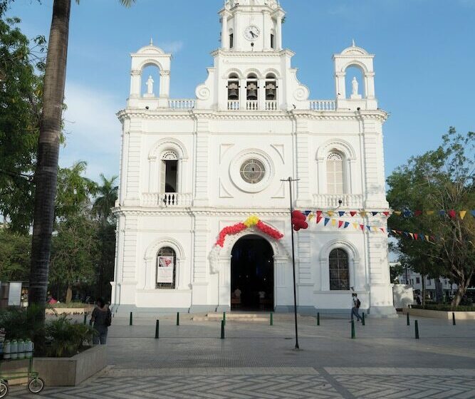 Fotos del hotel Cinco Monteria:  20