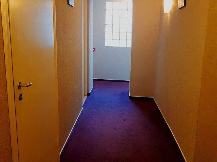 Fotos del hotel Irin:  25