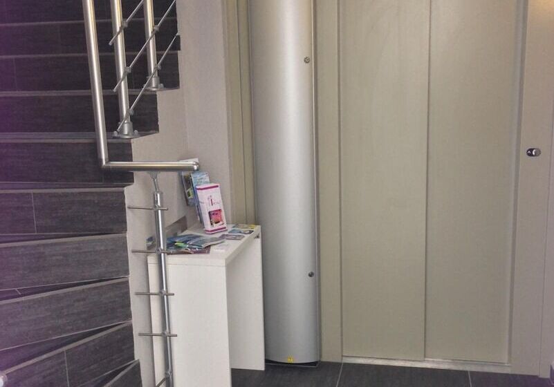 Fotos del hotel Irin:  5