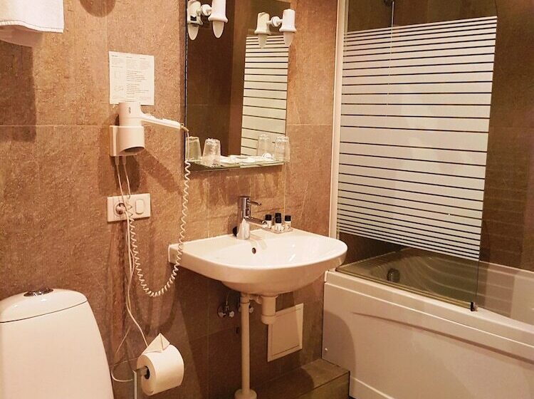 Fotos del hotel Irin:  4