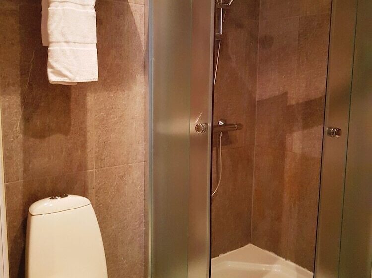 Fotos del hotel Irin:  9