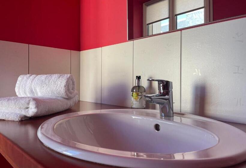 Fotos del hotel Logis  Castel De Mirambel:  13