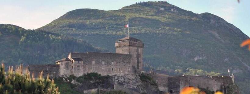 Fotos del hotel Logis  Castel De Mirambel:  14